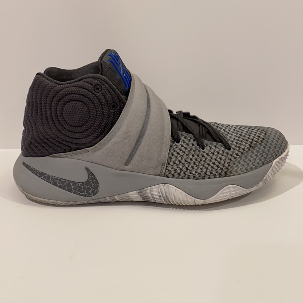 Men’s Kyrie 2 “Omega” - Size 12 - Picture 4 of 8